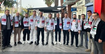 AK Gençler’den Starbucks'a Filistin protestosu