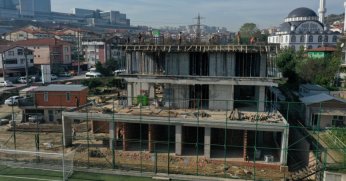 Yeşilova Gençlik Merkezi yükseliyor