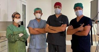 Doğuştan vajinası olmayan hastaya sıradışı operasyon