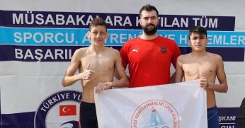 Körfezli yüzücüden çifte derece; Türkiye birincisi oldu