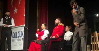 KERVANSARAY'DA TİYATRO KEYFİ SÜRÜYOR