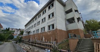 Harabe haldeki iş merkezi eğitim yuvası olacak