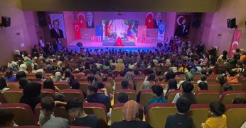 Dilovalı Çocuklar Tiyatroya Doydu 