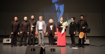 Büyük Önder sevdiği şarkı ve türkülerle anıldı