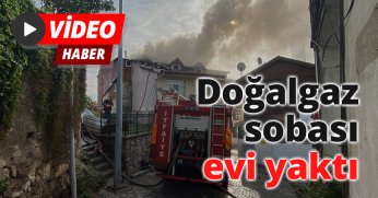 Doğalgaz sobası evi yaktı