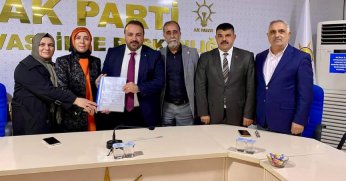 DİLOVASI’NDA İLK KADIN ADAY, MÜRACAAT ETTİ