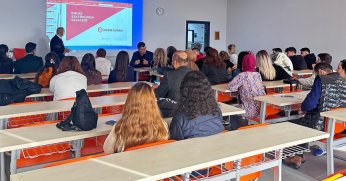 Emlak Kulübü’nden Kocaeli Üniversitesi’ndeki öğrencilere mesleki panel