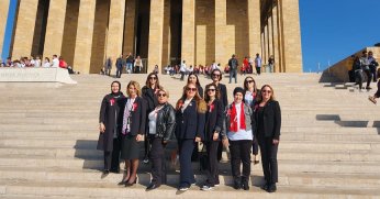 İl Genç Girişimciler Kurulu ve KOTO Kadın Girişimcilerden Anıtkabir’e ziyaret