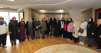 Kandıralı üreten kadınlardan Başkan Büyükakın’a ziyaret