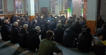 Sabah Namazı Geleneği Sürüyor