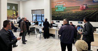 Büyükşehir’in gübre desteğine üreticilerden yoğun ilgi