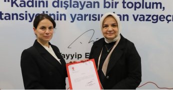 Dilovası Ak Parti Kadın Kolları Başkanı Ayşe Ak Oldu