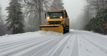 Büyükşehir ekipleri kar nöbetindeydi