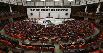 TBMM'de yılın son mesaisinde emekliye 5 bin lira ikramiye yasalaşacak