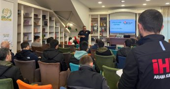 Büyükşehir İtfaiyesi’nden İHH’ya eğitim desteği