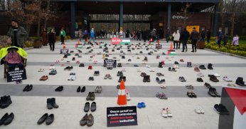 Yüzlerce ayakkabıyı gören, dönüp bir daha baktı