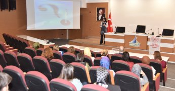 KARTEPE’DE MUTLU AİLE, MUTLU TOPLUM SEMİNERİ