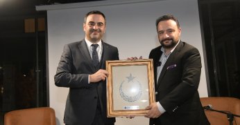 Başiskele’de Prof. Dr. Ali Tan ile “Dinle Ney”den Söyleşisi