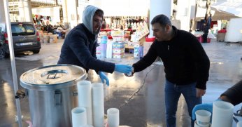 Pazarcı esnafına çorba ikramı