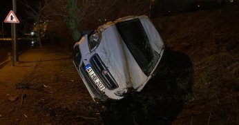 Ehliyetine el konulmuştu, kaza yaptı: 1 yaralı