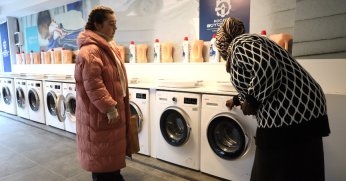 Öğrenci dostu Büyükşehir’in çamaşırhane hizmeti