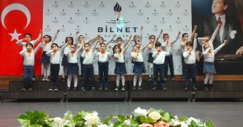 Kocaeli Bilnet 1’inci sınıf öğrencileri ilk karnelerini aldı