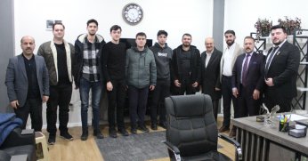 BTP Belediye Başkan Adayları Gölcük'te Gençlerle Buluştu