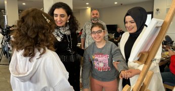 Özel çocukların resimleri, Gazzeli çocuklar için sergilendi