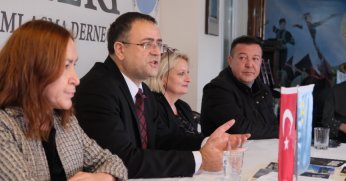 Sertif Gökçe, Kırım Türkleri ile bir arada 