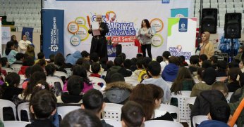 Tatil şenliği ‘Çık Dışarıya Oynayalım!’ başladı