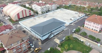 Emek Mahallesi'ne kapalı pazar yapıldı