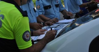 Trafik cezalarında indirimli ödeme süresi 1 aya çıkarıldı
