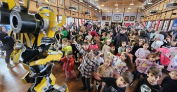 ÇOCUKLAR ARA TATİL ŞENLİĞİ'NDE DOYASIYA EĞLENDİLER