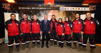 Başkan'dan deprem kahramanlarına teşekkür