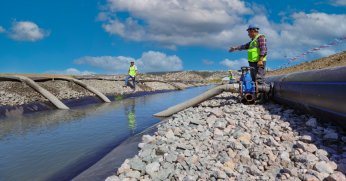 Körfez’in çamuru sanat eserlerine dönüşüyor