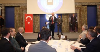 Büyükakın, Türk Büro-Sen’in moral gecesine katıldı