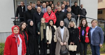 Sezer, “Gölcük’ün her kurumu bizim için değerli”