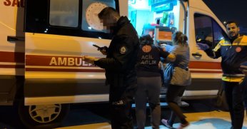 Erkek arkadaşına kızdı, kazara kendini bıçakladı