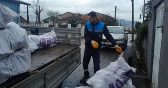 Başiskele’de Bu Kış da Hem Haneler Hem Gönüller Isındı