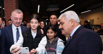 Derince Kütüphanesi hizmete girdi