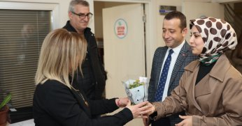 Tutuş'tan Belsa’da kadın personele çiçekli kutlama