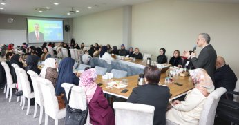 Bünyamin Çiftçi, kadın esnaflarla buluştu