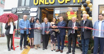 ÜNLÜ OPTİK DÜZENLENEN TÖRENLE HİZMETE AÇILDI