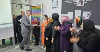 Başkan Sezer gece gündüz sahada