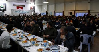 Başkan Büyükakın ve Tutuş sanayi esnafıyla iftar yaptı