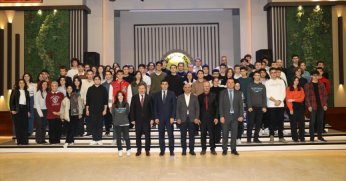 Başkan Söğüt, başarılı öğrencilerle buluştu