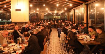 Çetinkaya, sahurda da vatandaşla birlikte