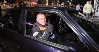 Başkan Büyükakın ilk kez böyle görüntülendi:  Motosiklet merakı ortaya çıktı