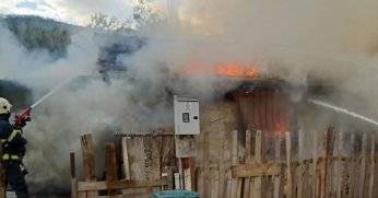 Müstakil evde korkutan yangın