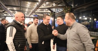 Mesut Çetinkaya iftardan sahura sahada